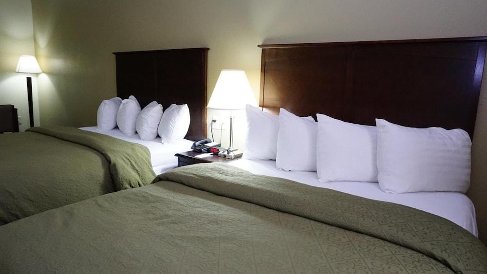Best Western Cresson Inn Exterior photo